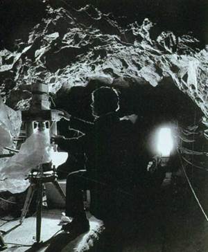 Сейсмограф Важные изобретения человечества Сейсмограф Кто и когда придумал